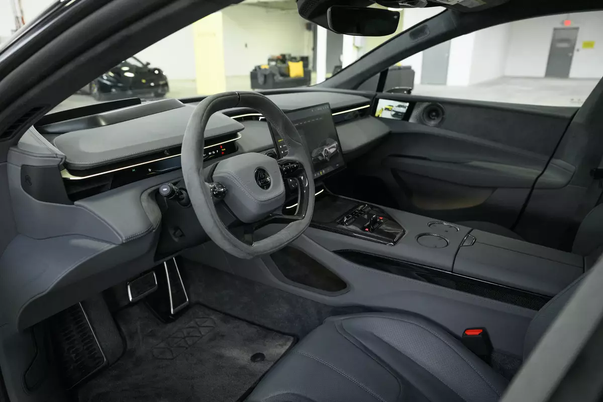 lotus-emeya-2025-26-interior-front-row